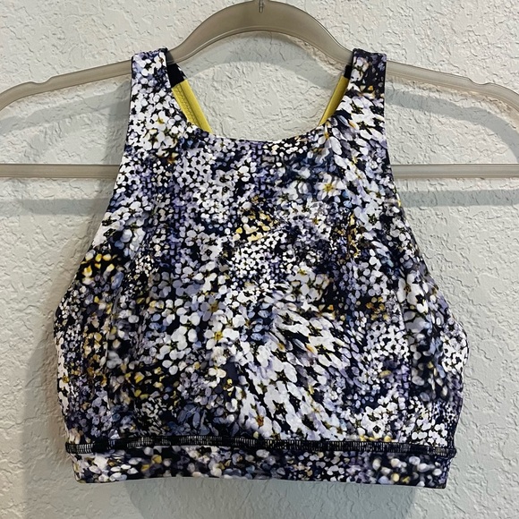 Lululemon Free to Bs Serene Bra High Neck *Light Support (C/D Cup) Floral - Picture 7 of 10